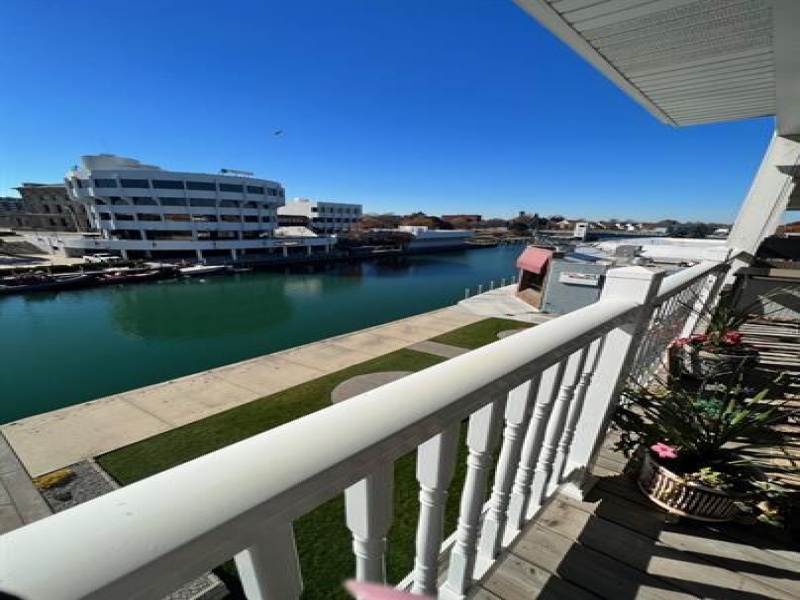 Quay Street, Port Huron, Michigan 48060, 1 Bedroom Bedrooms, 0 ,1 BathroomBathrooms,Apartment,508 - 3,Quay Street,0,2649
