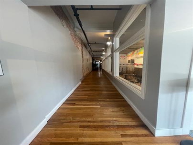 208 Huron Avenue, Port Huron, Michigan 48060, 2 Bedrooms Bedrooms, 0 ,2 BathroomsBathrooms,Apartment,202-2B,208 Huron Avenue,0,2651