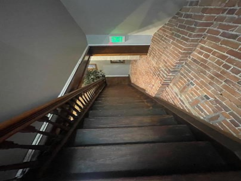 208 Huron Avenue, Port Huron, Michigan 48060, 2 Bedrooms Bedrooms, 0 ,2 BathroomsBathrooms,Apartment,202-2B,208 Huron Avenue,0,2651