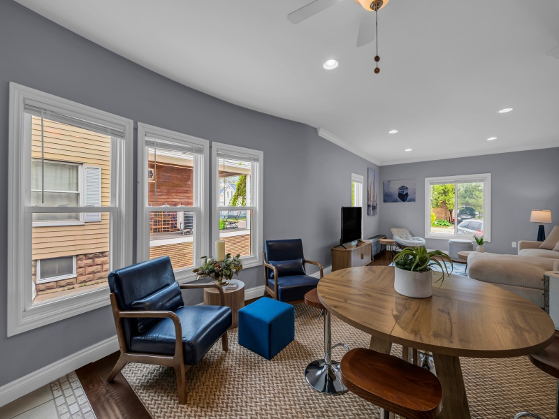 121 Washington Street, Marine City, Michigan 48039, 2 Bedrooms Bedrooms, 0 ,1 BathroomBathrooms,House,1,121 Washington Street,0,2681