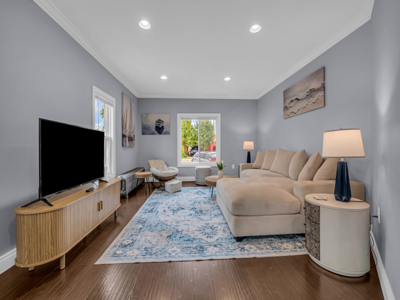 121 Washington Street, Marine City, Michigan 48039, 2 Bedrooms Bedrooms, 0 ,1 BathroomBathrooms,House,1,121 Washington Street,0,2681