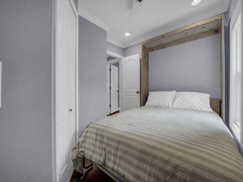 121 Washington Street, Marine City, Michigan 48039, 2 Bedrooms Bedrooms, 0 ,1 BathroomBathrooms,House,1,121 Washington Street,0,2681