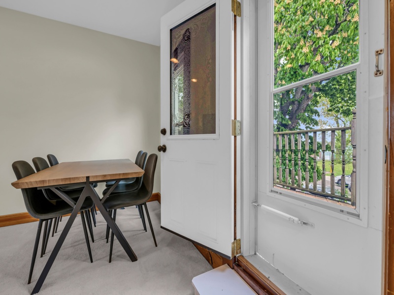 258 South Water Street, Marine City, Michigan 48039, 3 Bedrooms Bedrooms, 0 ,1 BathroomBathrooms,Apartment,2 (Upper),258 South Water Street,0,2683