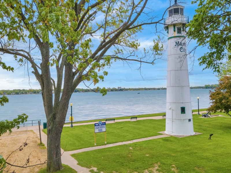 258 South Water Street, Marine City, Michigan 48039, 3 Bedrooms Bedrooms, 0 ,1 BathroomBathrooms,Apartment,2 (Upper),258 South Water Street,0,2683