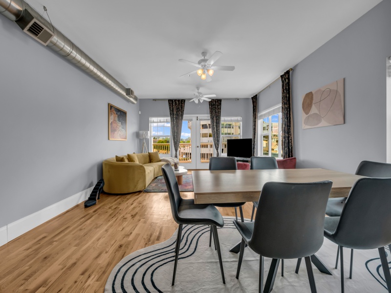 512 Quay Street, Port Huron, Michigan 48060, 0 , 0 ,1 BathroomBathrooms,Apartment,512 - 2 ,512 Quay Street,0,2685