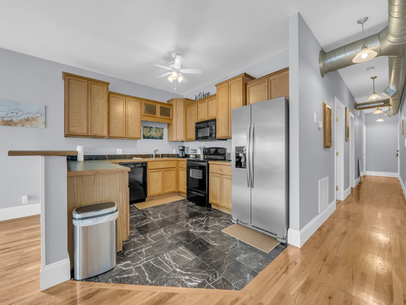 512 Quay Street, Port Huron, Michigan 48060, 0 , 0 ,1 BathroomBathrooms,Apartment,512 - 2 ,512 Quay Street,0,2685