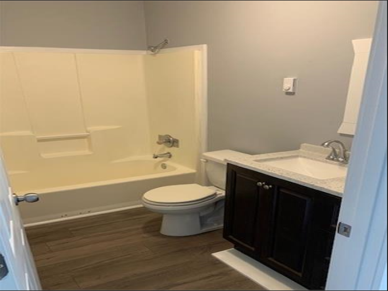 5588 Lapeer Road, Kimball, Michigan 48074, 1 Bedroom Bedrooms, 0 ,1 BathroomBathrooms,Apartment,B-3,5588 Lapeer Road,0,2696