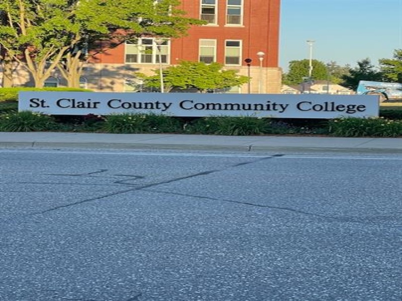 310 Superior Mall, Port Huron, Michigan 48060, 1 Bedroom Bedrooms, 0 ,1 BathroomBathrooms,Apartment,B1,310 Superior Mall,0,2697