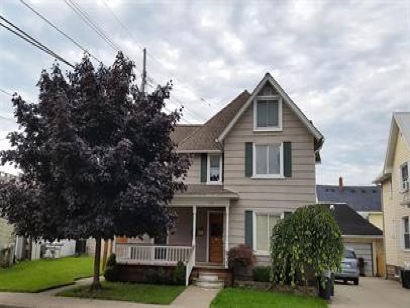 121 Washington Street, Marine City, Michigan 48039, 3 Bedrooms Bedrooms, 0 ,2 BathroomsBathrooms,Apartment,2,121 Washington Street,0,2701