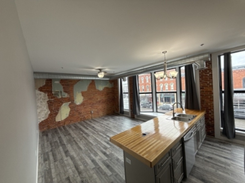 218 Huron Avenue, Port Huron, Michigan 48060, 2 Bedrooms Bedrooms, 0 ,2 BathroomsBathrooms,Apartment,204,218 Huron Avenue,0,2741