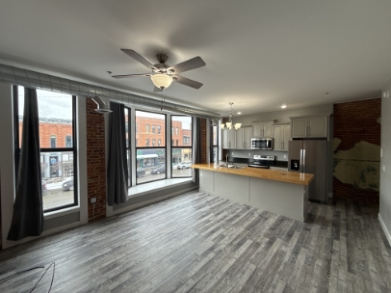 218 Huron Avenue, Port Huron, Michigan 48060, 2 Bedrooms Bedrooms, 0 ,2 BathroomsBathrooms,Apartment,204,218 Huron Avenue,0,2741