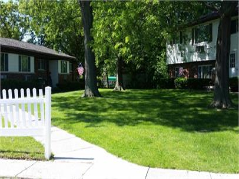 515-541 E St. Clair Street, Marine City, Michigan 48039, 2 Bedrooms Bedrooms, 0 ,1 BathroomBathrooms,Apartment,537,515-541 E St. Clair Street,0,2752