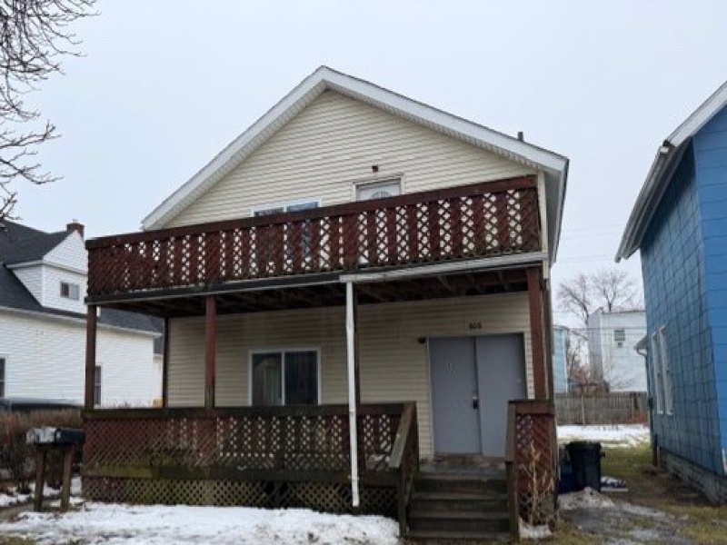 808 Wall, Port Huron, Michigan 48060, 1 Bedroom Bedrooms, 0 ,1 BathroomBathrooms,Apartment,808 Wall,0,2761