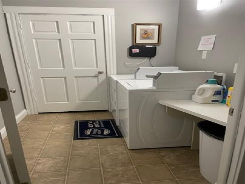 315 Huron Avenue, Port Huron, Michigan 48060, 1 Bedroom Bedrooms, 0 ,1 BathroomBathrooms,Apartment,A1,315 Huron Avenue ,0,2765