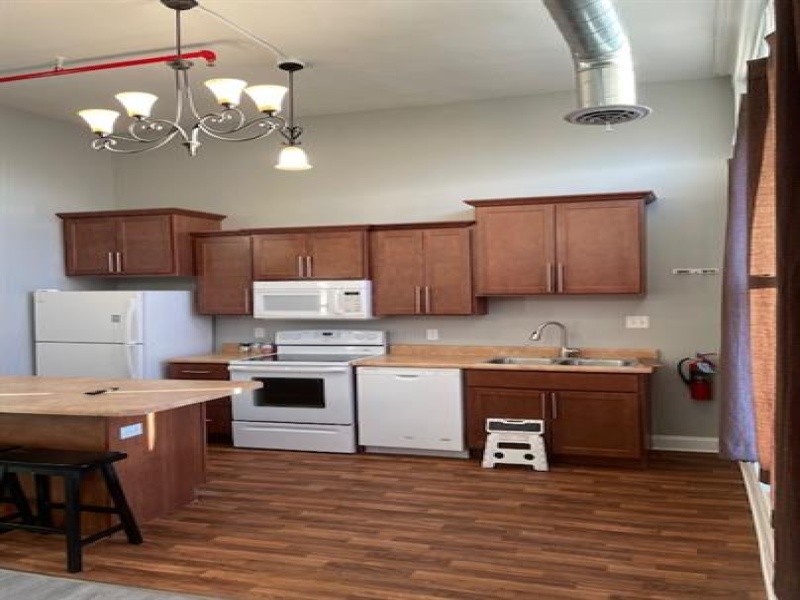 315 Huron Avenue, Port Huron, Michigan 48060, 1 Bedroom Bedrooms, 0 ,1 BathroomBathrooms,Apartment,A1,315 Huron Avenue ,0,2765