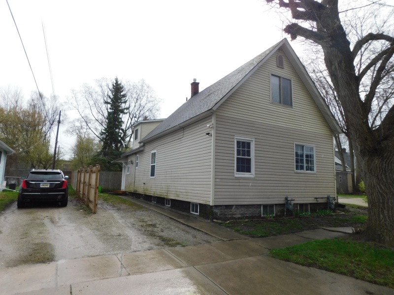 1418 12th St, Port Huron, Michigan 48060, 1 Bedroom Bedrooms, 0 ,1 BathroomBathrooms,Duplex,1418 12th St,2,2781