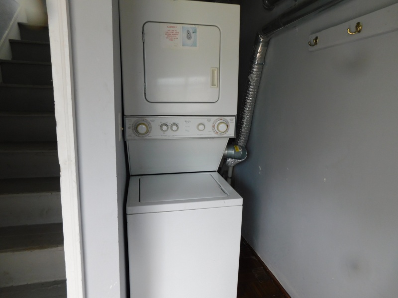 1418 12th St, Port Huron, Michigan 48060, 1 Bedroom Bedrooms, 0 ,1 BathroomBathrooms,Duplex,1418 12th St,2,2781