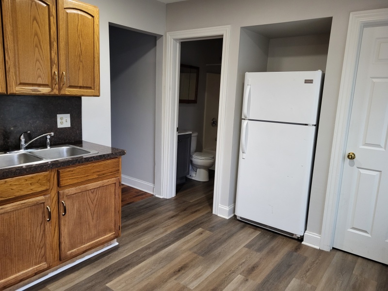 2114, Port Huron, Michigan 48060, 1 Bedroom Bedrooms, 0 ,1 BathroomBathrooms,Apartment,2114,0,2789