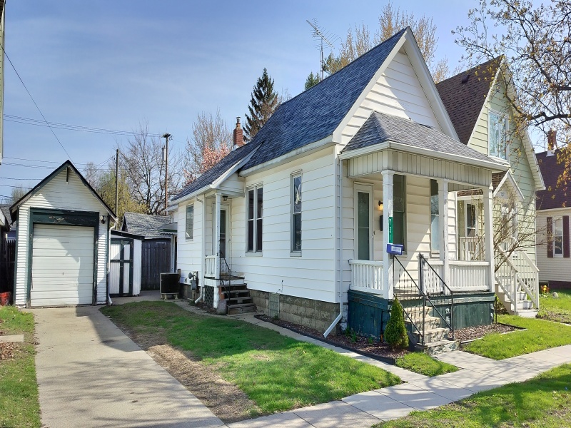 Port Huron, Michigan 48060, 3 Bedrooms Bedrooms, 0 ,1 BathroomBathrooms,House,0,2790