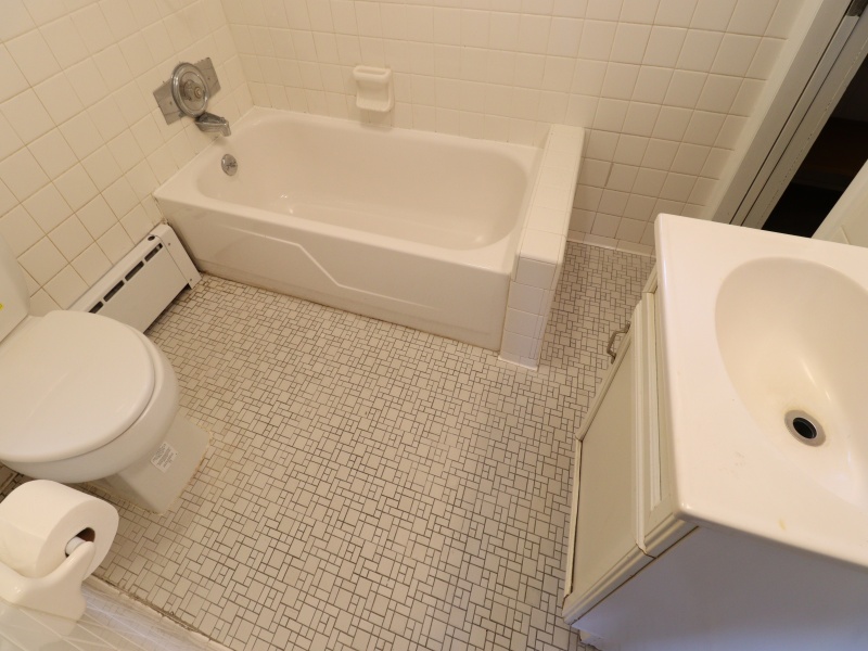 Port Huron, Michigan 48060, 3 Bedrooms Bedrooms, 0 ,1 BathroomBathrooms,House,0,2790