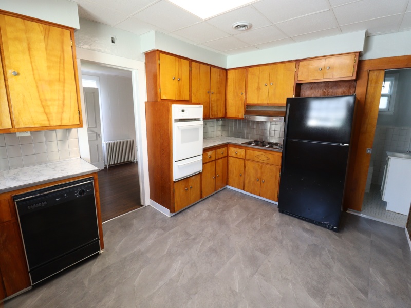 Port Huron, Michigan 48060, 3 Bedrooms Bedrooms, 0 ,1 BathroomBathrooms,House,0,2790