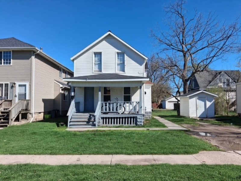 1109 GILLETT, Port Huron, Michigan 48060, 1 Bedroom Bedrooms, 0 ,1 BathroomBathrooms,Apartment,APT 1,1109 GILLETT,0,2792