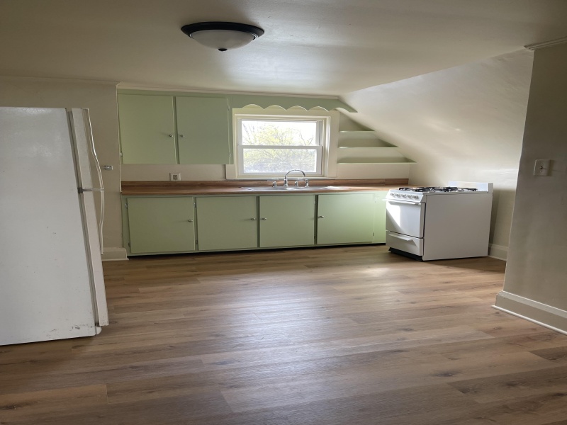 132 Taylor Street, Port Huron, Michigan 48060, 2 Bedrooms Bedrooms, 0 ,1 BathroomBathrooms,Apartment,132 Taylor Street,2,2794