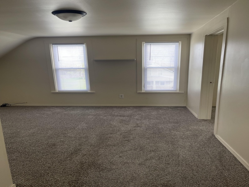 132 Taylor Street, Port Huron, Michigan 48060, 2 Bedrooms Bedrooms, 0 ,1 BathroomBathrooms,Apartment,132 Taylor Street,2,2794