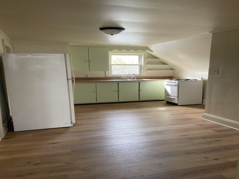 132 Taylor Street, Port Huron, Michigan 48060, 2 Bedrooms Bedrooms, 0 ,1 BathroomBathrooms,Apartment,132 Taylor Street,2,2794