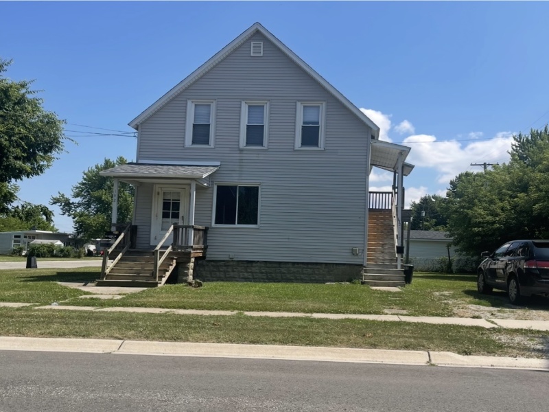 132 Taylor Street, Port Huron, Michigan 48060, 2 Bedrooms Bedrooms, 0 ,1 BathroomBathrooms,Apartment,132 Taylor Street,2,2794