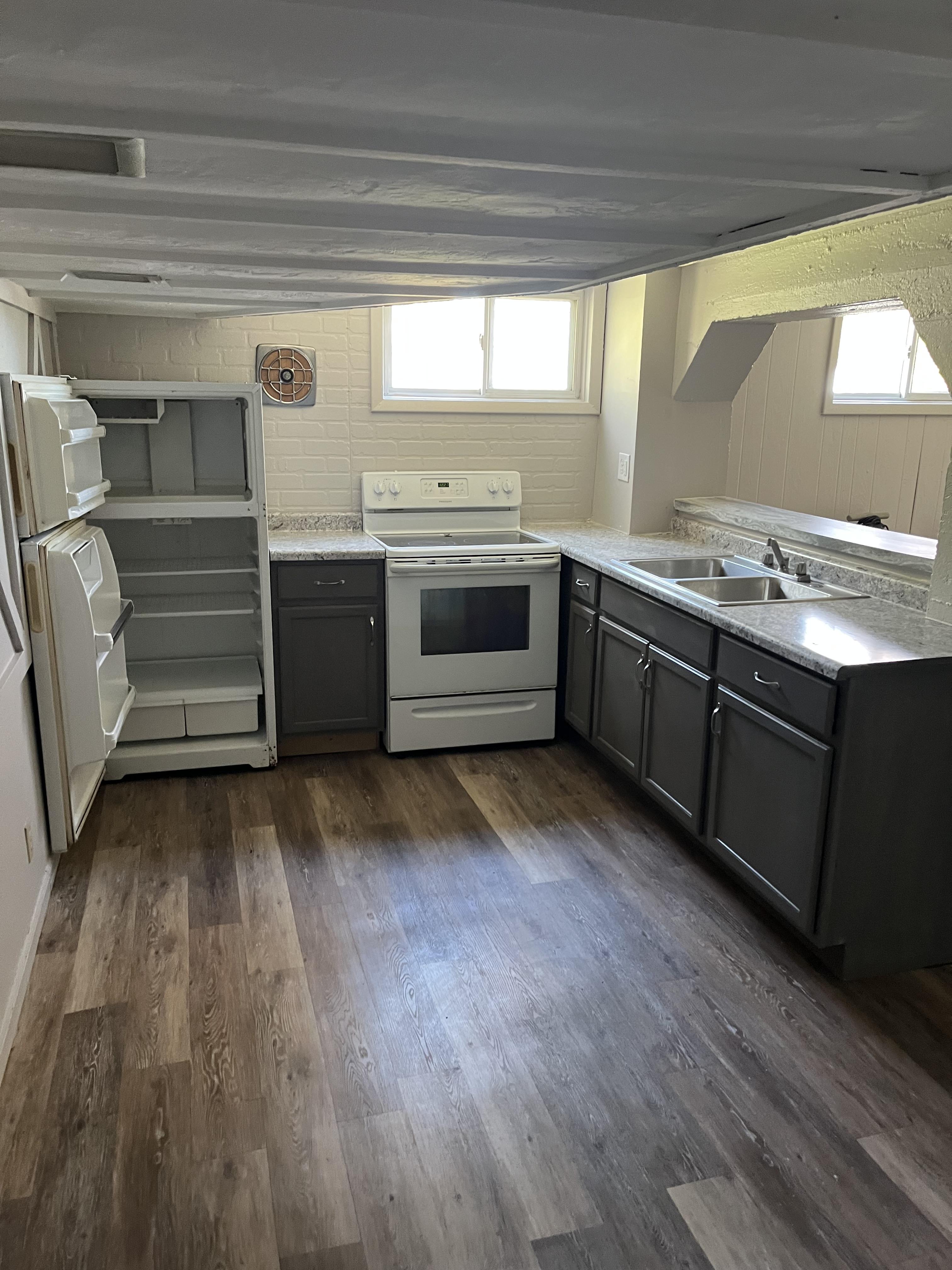 1308 thomas, Port huron, Michigan 48060, 1 Bedroom Bedrooms, 0 ,1 BathroomBathrooms,Duplex,Thomas,1308 thomas,1,2799
