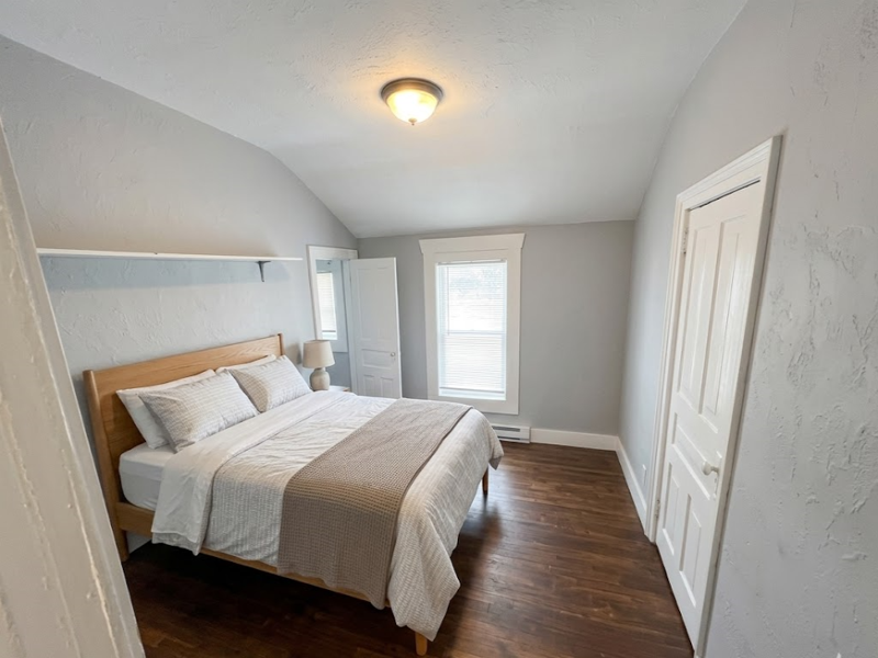 1234 Gillett Street, Port Huron, Michigan 48060, 2 Bedrooms Bedrooms, 0 ,1 BathroomBathrooms,Apartment,2,1234 Gillett Street,0,2801