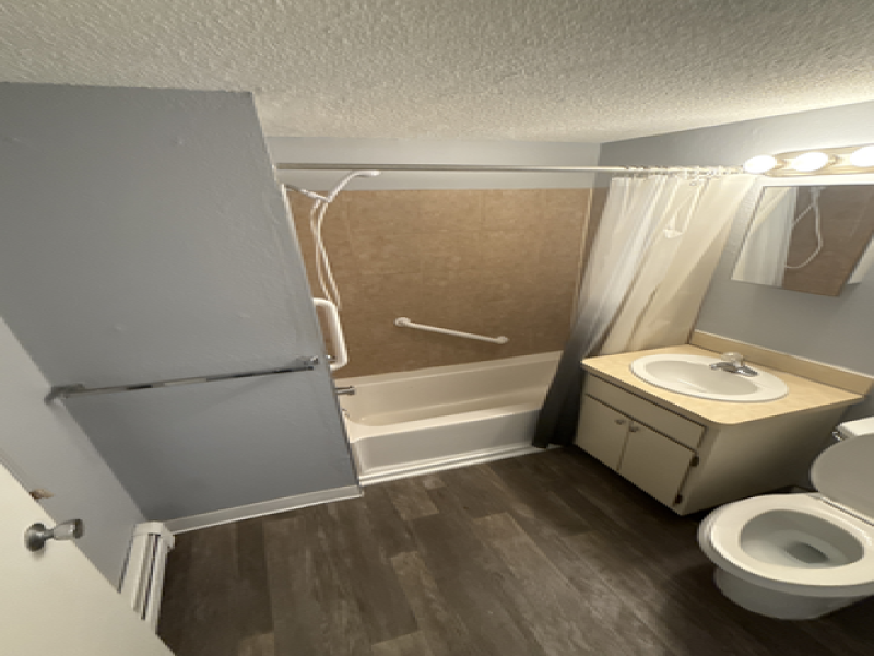 230 S Main #5M, Marine City, Michigan 48039, 1 Bedroom Bedrooms, 0 ,1 BathroomBathrooms,Apartment,M5,230 S Main #5M,0,2806