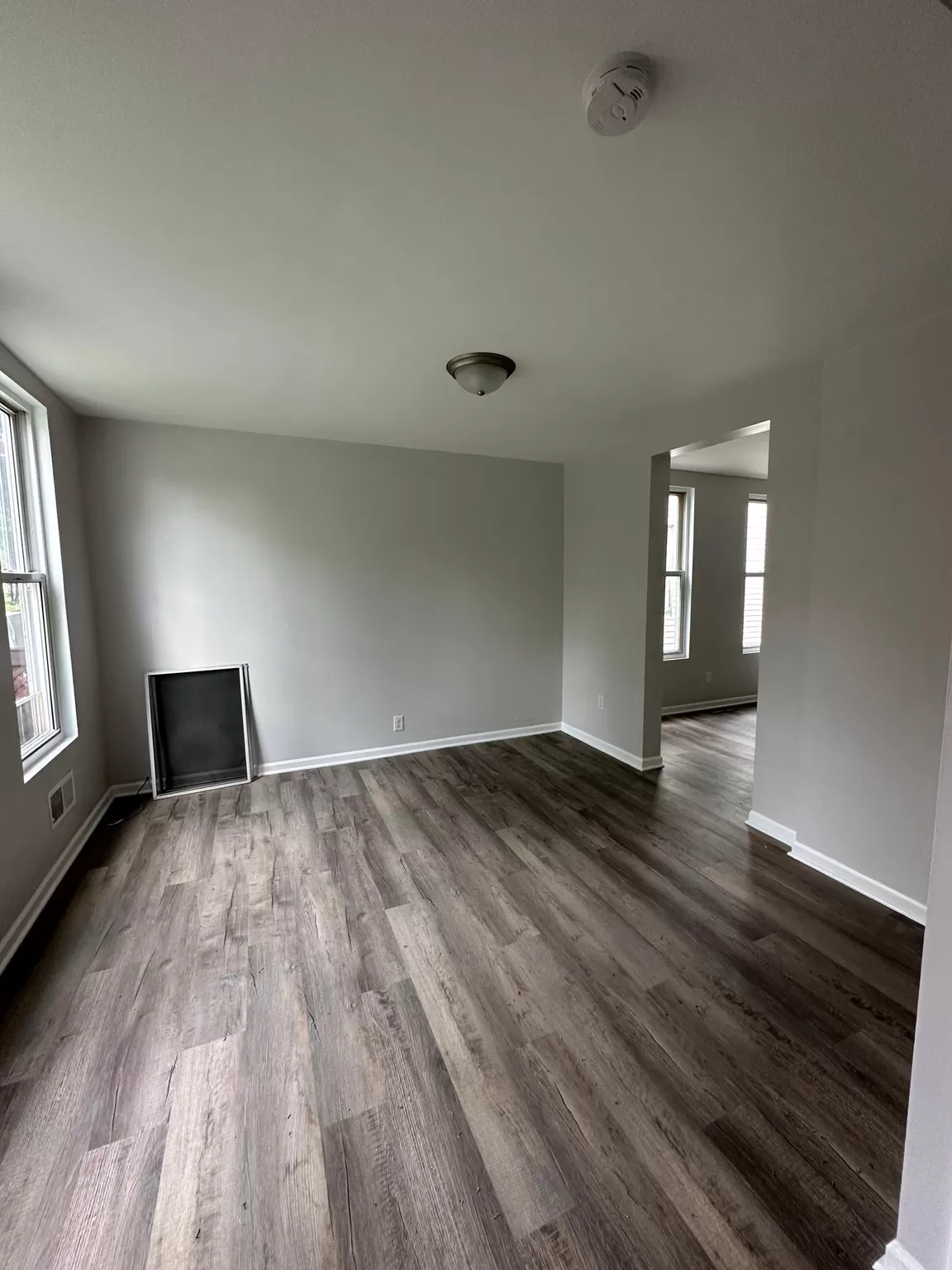 812 Wall St, Port Huron, Michigan 48060, 2 Bedrooms Bedrooms, 0 ,1 BathroomBathrooms,Apartment,812 Wall St,0,2823