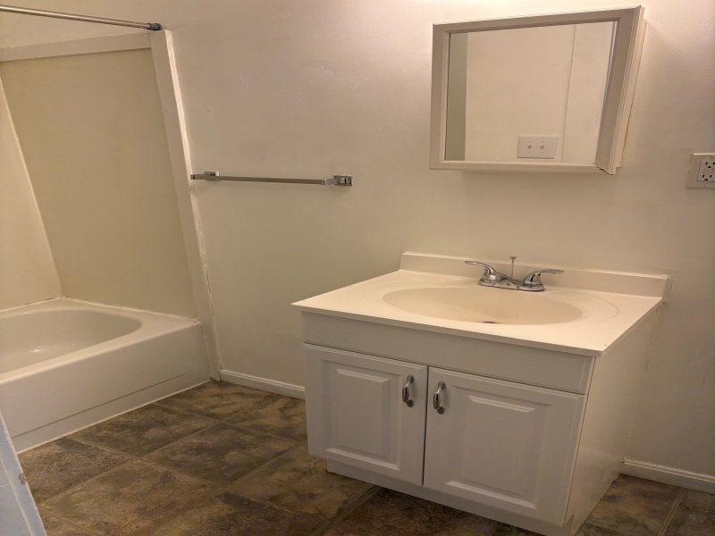 1805 Military #6, Port Huron, Michigan 48060, 1 Bedroom Bedrooms, 0 ,1 BathroomBathrooms,Apartment,1805 Military #6,2,2825