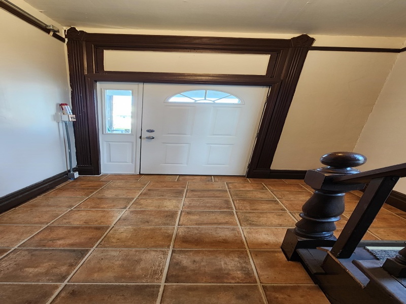 213 12th Street, Port Huron, Michigan 48060, 2 Bedroom Bedrooms, 0 ,1 BathroomBathrooms,Apartment,213 12th Street,2,2826
