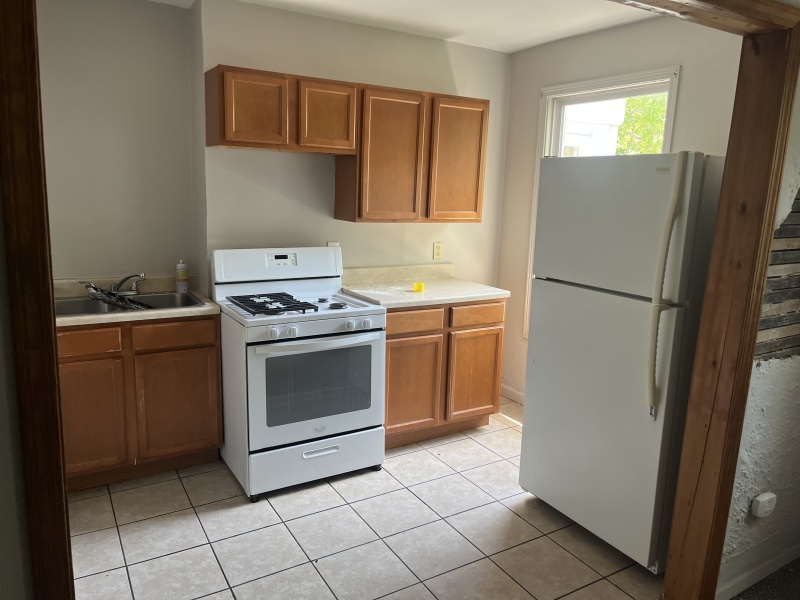 1726 military, Port huron, Michigan 48060, 1 Bedroom Bedrooms, 0 ,1 BathroomBathrooms,Apartment,Berkshire ,1726 military ,2,2831