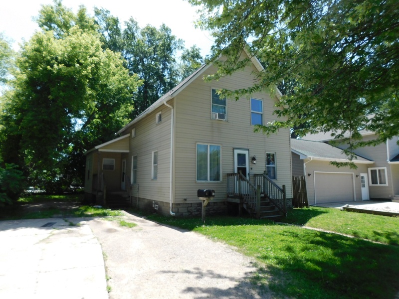 1116 Hancock, Port Huron, Michigan 48060, 3 Bedrooms Bedrooms, 0 ,1 BathroomBathrooms,Duplex,1116 Hancock,1,2879