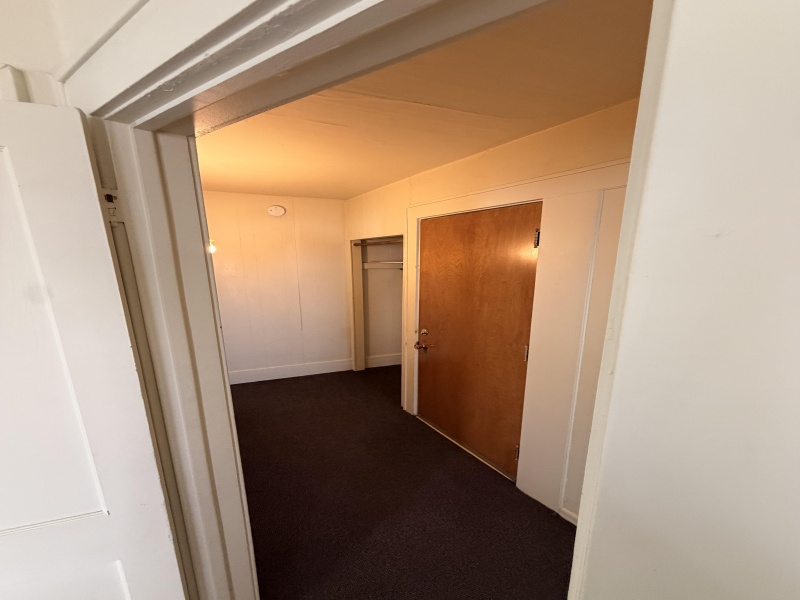 2404 Military St., Port Huron, Michigan 48060, 1 Bedroom Bedrooms, 0 ,1 BathroomBathrooms,Apartment,2404 Military St.,2,2885