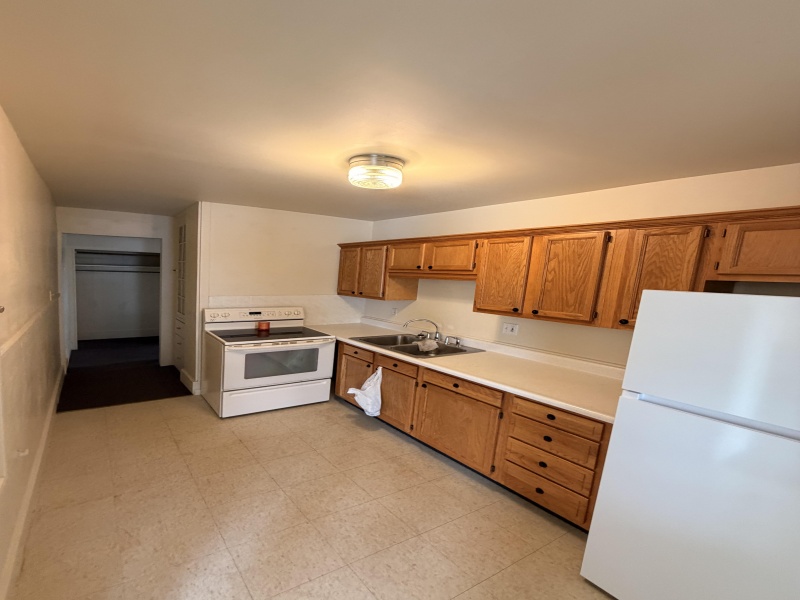 2404 Military St., Port Huron, Michigan 48060, 1 Bedroom Bedrooms, 0 ,1 BathroomBathrooms,Apartment,2404 Military St.,2,2885
