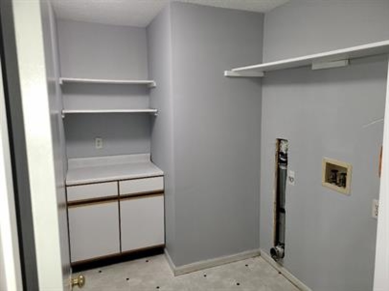 5586 Lapeer Road, Kimball, Michigan 48074, 1 Bedroom Bedrooms, 0 ,1 BathroomBathrooms,Apartment,C-7,5586 Lapeer Road,0,2890