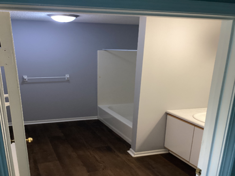 5586 Lapeer Road, Kimball, Michigan 48074, 1 Bedroom Bedrooms, 0 ,1 BathroomBathrooms,Apartment,C-7,5586 Lapeer Road,0,2890