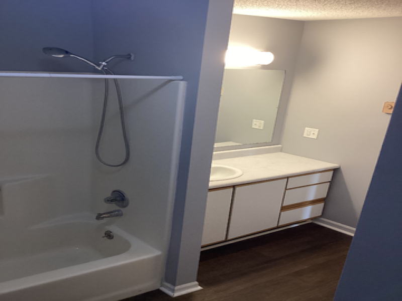 5586 Lapeer Road, Kimball, Michigan 48074, 1 Bedroom Bedrooms, 0 ,1 BathroomBathrooms,Apartment,C-7,5586 Lapeer Road,0,2890