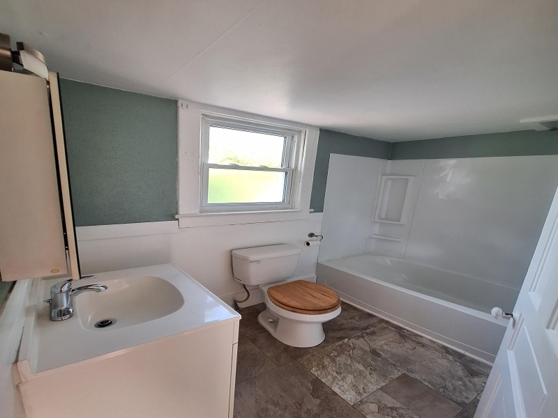 1129 Howard, Port Huron, Michigan, 1 Bedroom Bedrooms, 0 ,1 BathroomBathrooms,Apartment,1129 Howard,0,2891