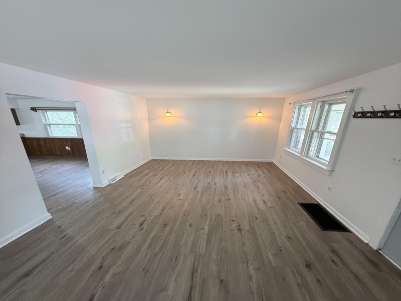 5945 Lakeshore Rd, Fort Gratiot, Michigan 48059, 2 Bedrooms Bedrooms, 0 ,2 BathroomsBathrooms,House,5945 Lakeshore Rd,2,2893