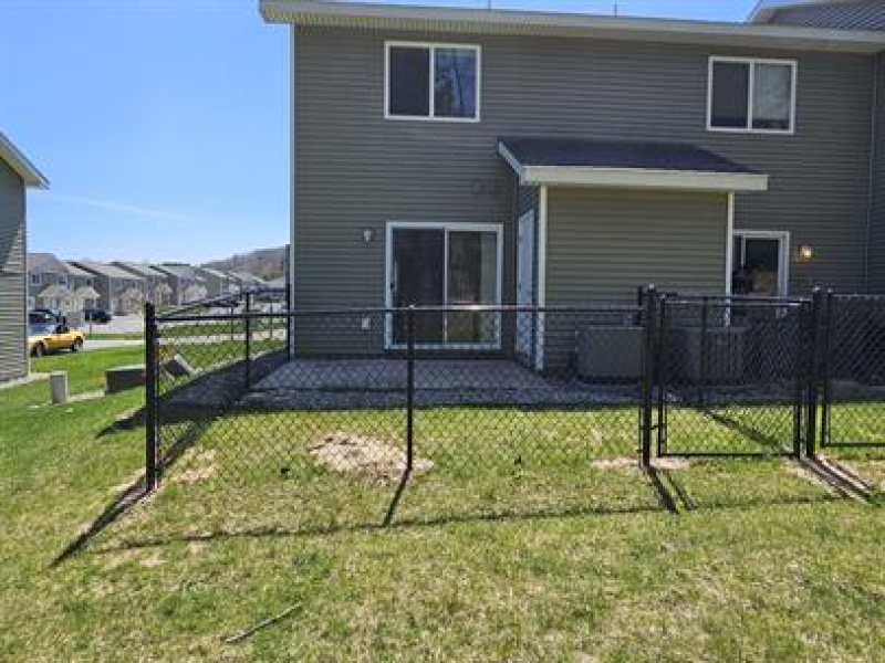 3899 Vale Drive, Traverse City, Michigan 49686, 2 Bedrooms Bedrooms, 0 ,1.5 BathroomsBathrooms,House,Holiday Village Townhomes,3899 Vale Drive,0,3112