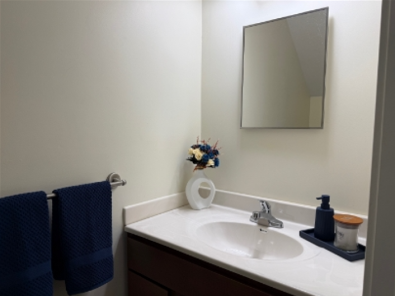 3900 Vale Drive, Traverse City, Michigan 49686, 2 Bedrooms Bedrooms, 0 ,1.5 BathroomsBathrooms,House,Holiday Village Townhomes,3900 Vale Drive,0,3128