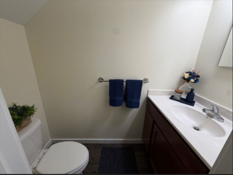 3900 Vale Drive, Traverse City, Michigan 49686, 2 Bedrooms Bedrooms, 0 ,1.5 BathroomsBathrooms,House,Holiday Village Townhomes,3900 Vale Drive,0,3128