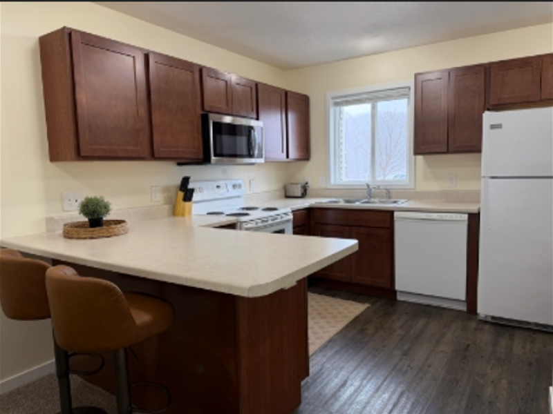 3900 Vale Drive, Traverse City, Michigan 49686, 2 Bedrooms Bedrooms, 0 ,1.5 BathroomsBathrooms,House,Holiday Village Townhomes,3900 Vale Drive,0,3128