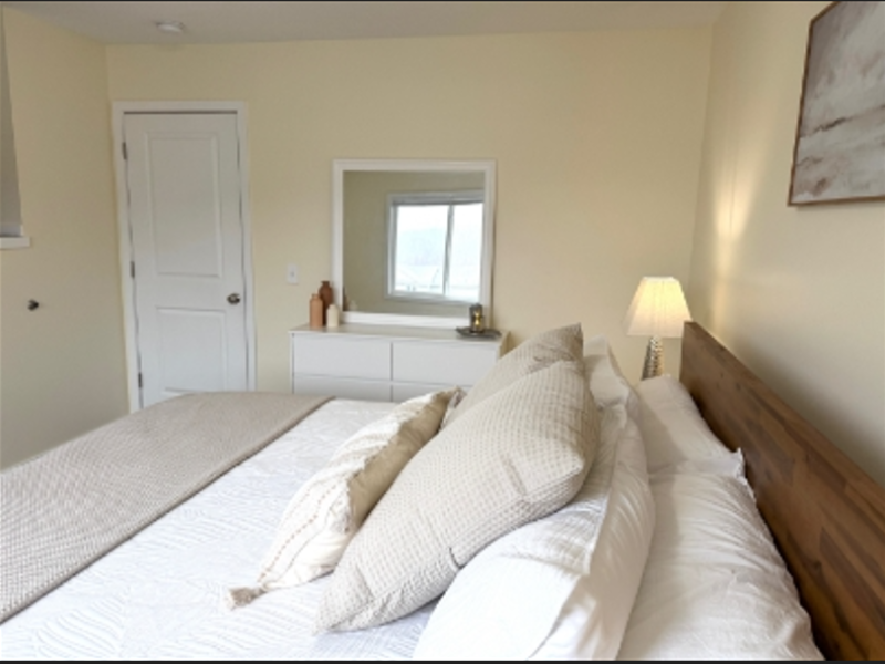 3900 Vale Drive, Traverse City, Michigan 49686, 2 Bedrooms Bedrooms, 0 ,1.5 BathroomsBathrooms,House,Holiday Village Townhomes,3900 Vale Drive,0,3128